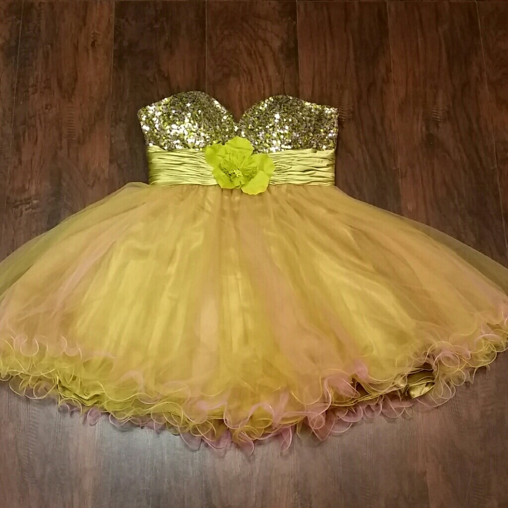 Unique Green and Pink Short Dress